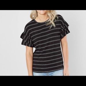 NWT MISS ME striped ruffle sleeve top 😍